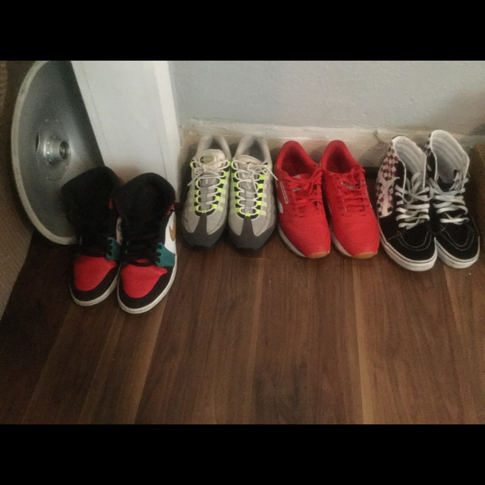 J’s an more for the price of 1 worn good condition
